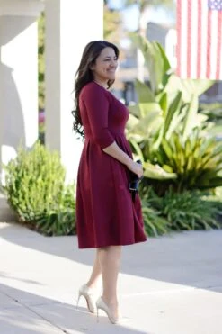 Venice Merlot Pleated Midi Dress -Women Dresses Store 029ABBE5 C6E8 4BAF B9D1 32F07CA3AF88