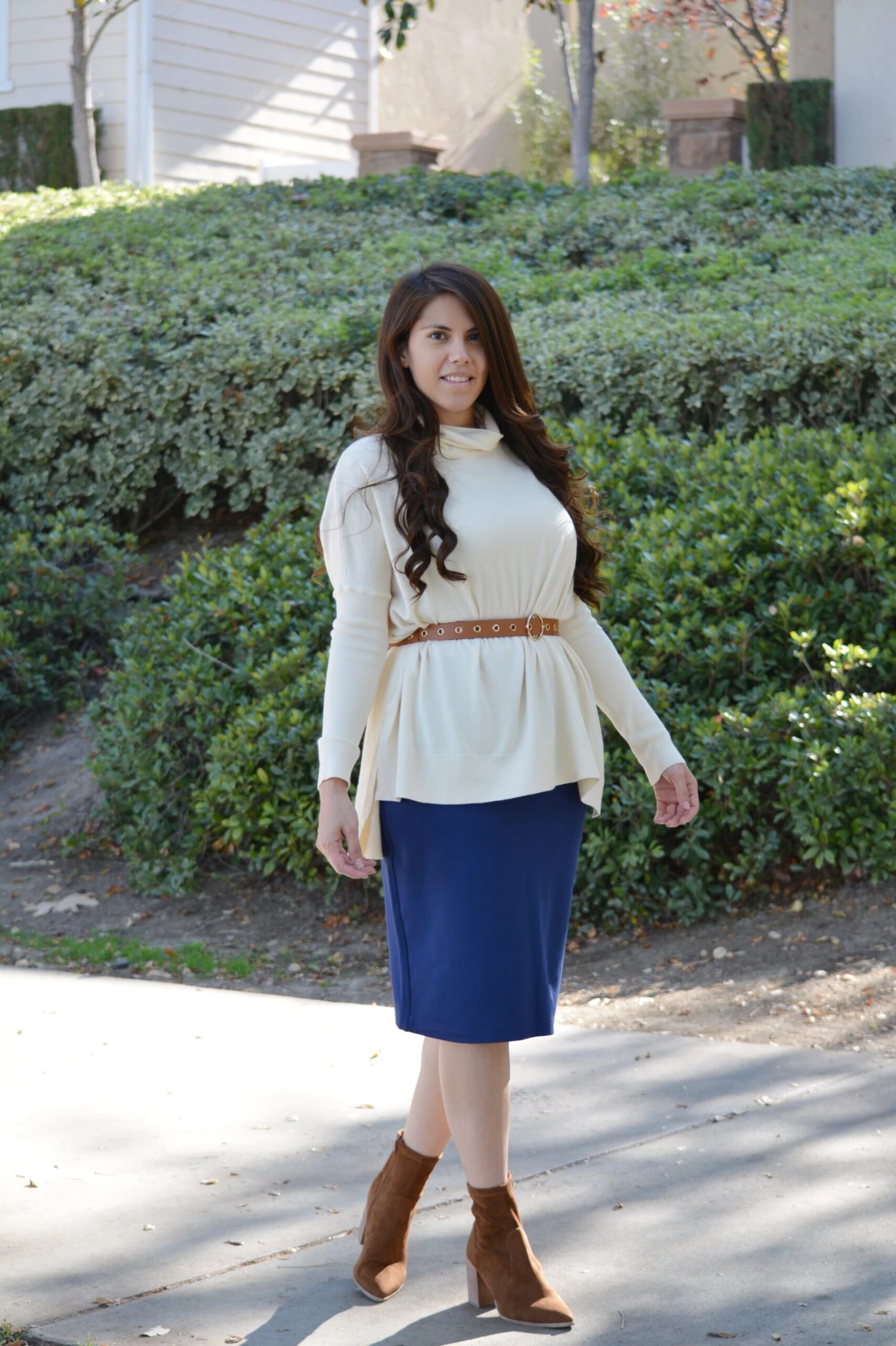 Mercy Blue Pencil Skirt 5 Mercy Blue Pencil Skirt - Image 3