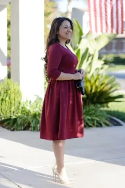 Venice Merlot Pleated Midi Dress -Women Dresses Store 367ECE91 09E4 414F B0F7 01B40C742916