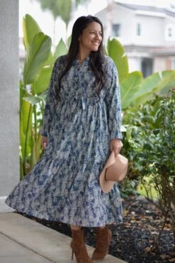 Drea Navy Dot Dress -Women Dresses Store 399EEEF2 2E74 4B32 8298 0C5EB31F92FA