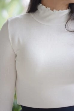 Isabella White Ribbed Top -Women Dresses Store 4D43F524 2EE4 454C A45D 5FC23EE47F5F 2157f90e e281 4012 a0d3 43531ab5f502