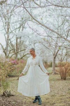 Jordan Ecru Embroidered Maxi Dress -Women Dresses Store B9208B2B F189 4E49 B055 788C19539191