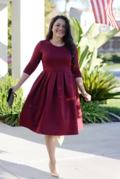 Venice Merlot Pleated Midi Dress -Women Dresses Store B990FD15 EE8E 4A13 A20C 84A51F5FF2E1