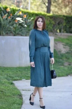 Faith Green Midi Dress -Women Dresses Store D21E2054 3AE8 4CB0 87B9 024DD9FC1344