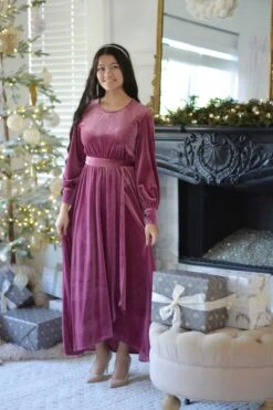 Cameo Pink Velvet Maxi Dress -Women Dresses Store D9E0C20B A306 460B AD7F 700C66E20203 506f8eb0 6280 4424 a4f7 aff9fafad7a6
