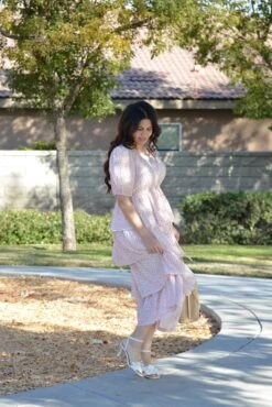 Ettalie Pink Ruffled Floral Dress -Women Dresses Store Facetune 01 02 2025 13 37 10