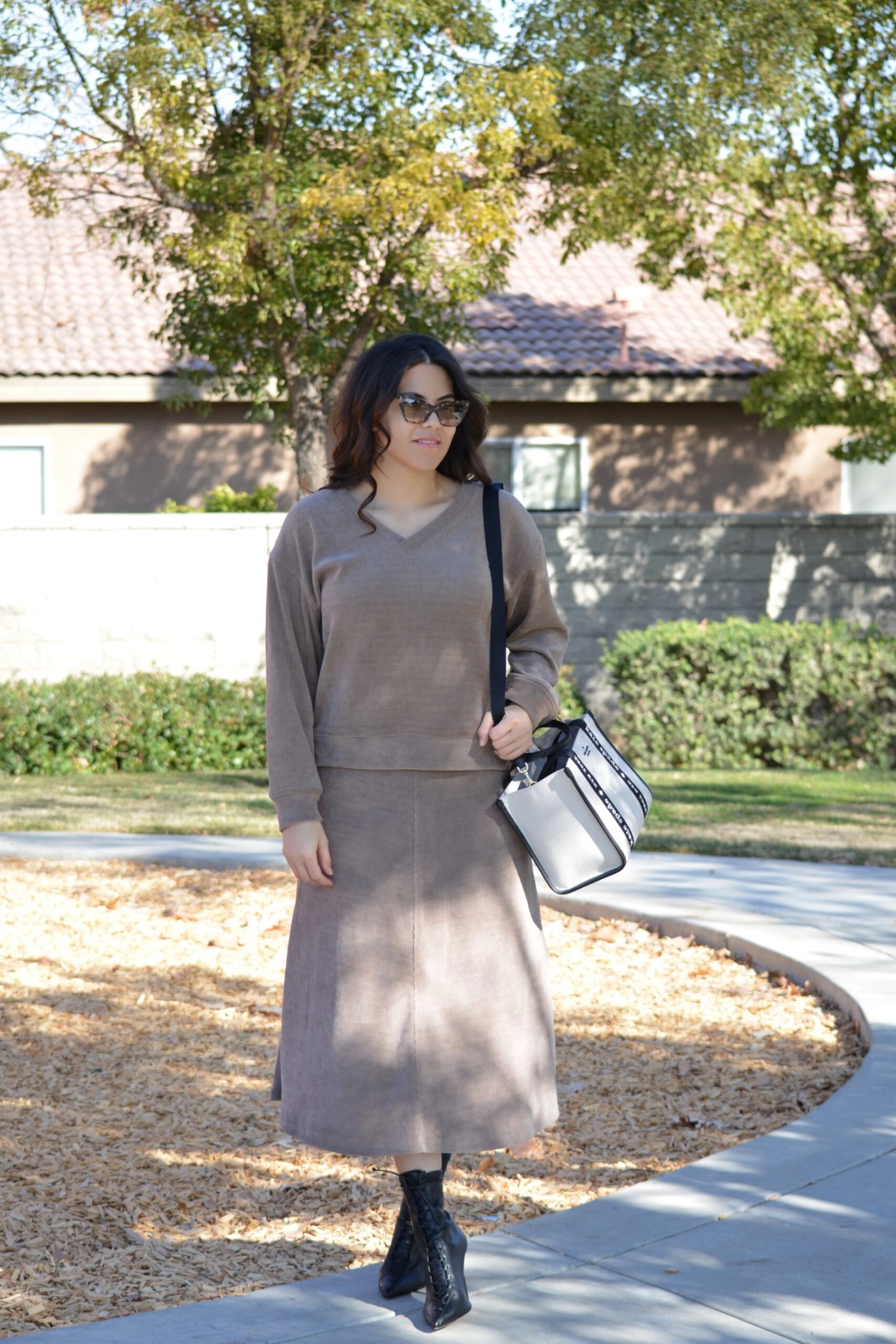 Lyra Tan Corduroy Set 6 Lyra Tan Corduroy Set - Image 4