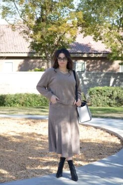 Lyra Tan Corduroy Set 17 Lyra Tan Corduroy Set -Women Dresses Store Facetune 01 02 2025 15 52 13