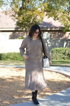 Lyra Tan Corduroy Set 15 Lyra Tan Corduroy Set -Women Dresses Store Facetune 01 02 2025 15 54 52