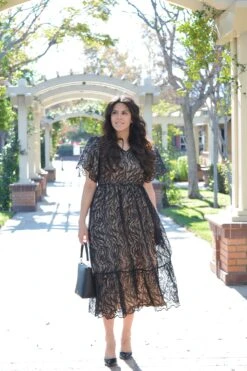 Catrine Black Embroidered Dress -Women Dresses Store Facetune 02 01 2024 14 56 18