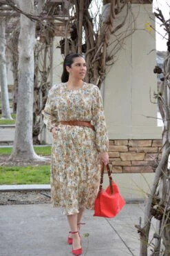 Flora Cream Floral Midi Dress -Women Dresses Store Facetune 03 02 2024 15 50 04