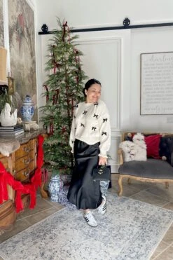 Rebeka Black Satin Maxi Skirt -Women Dresses Store Facetune 06 11 2024 12 43 24