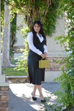 Henley Black Satin Skirt -Women Dresses Store Facetune 07 10 2023 14 09 57