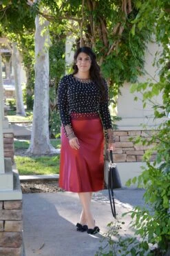 Henley Deep Red Satin Skirt 9 Henley Deep Red Satin Skirt -Women Dresses Store Facetune 07 10 2023 15 45 46