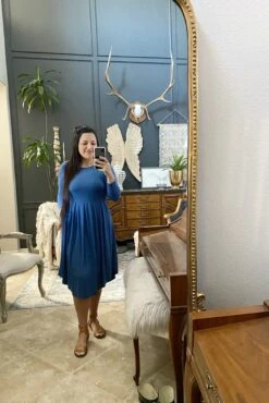 Kelly Pleated Ocean Blue Dress -Women Dresses Store Facetune 09 07 2020 09 59 21