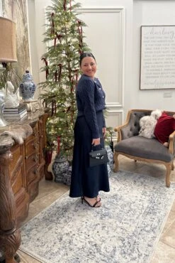 Maisy Navy Cableknit Cardigan -Women Dresses Store Facetune 09 11 2024 10 26 22 a72fad37 a088 4f71 9c47 a87377955677