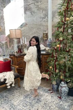 Kylen Cream Lace Midi Dress -Women Dresses Store Facetune 09 12 2024 17 55 03