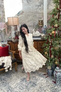 Kylen Cream Lace Midi Dress -Women Dresses Store Facetune 09 12 2024 17 57 14