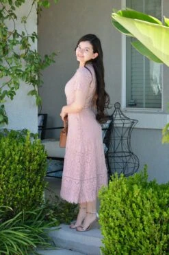 Minnie Pink Eyelash Lace Dress -Women Dresses Store Facetune 19 04 2025 14 05 00