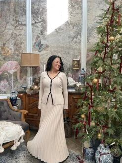 Willow Ribbed Knit Maxi Skirt -Women Dresses Store Facetune 19 12 2024 17 48 01