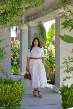 Annie Cream Jaquard Midi Skirt -Women Dresses Store Facetune 23 05 2025 15 29 45