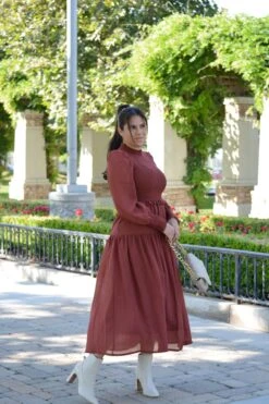 Ally Brick Smocked Dress -Women Dresses Store Facetune 25 07 2024 15 33 08