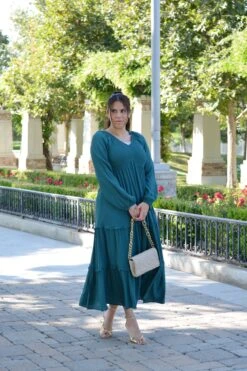 Addilyn Emerald Smocked Maxi Dress -Women Dresses Store Facetune 25 07 2024 16 04 12
