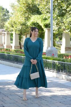 Addilyn Emerald Smocked Maxi Dress -Women Dresses Store Facetune 25 07 2024 16 04 32