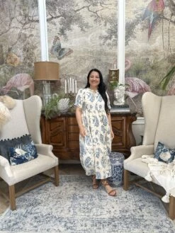 Lula Blue Paisley Tiered Dress 22 Lula Blue Paisley Tiered Dress -Women Dresses Store Facetune 28 03 2025 14 56 26