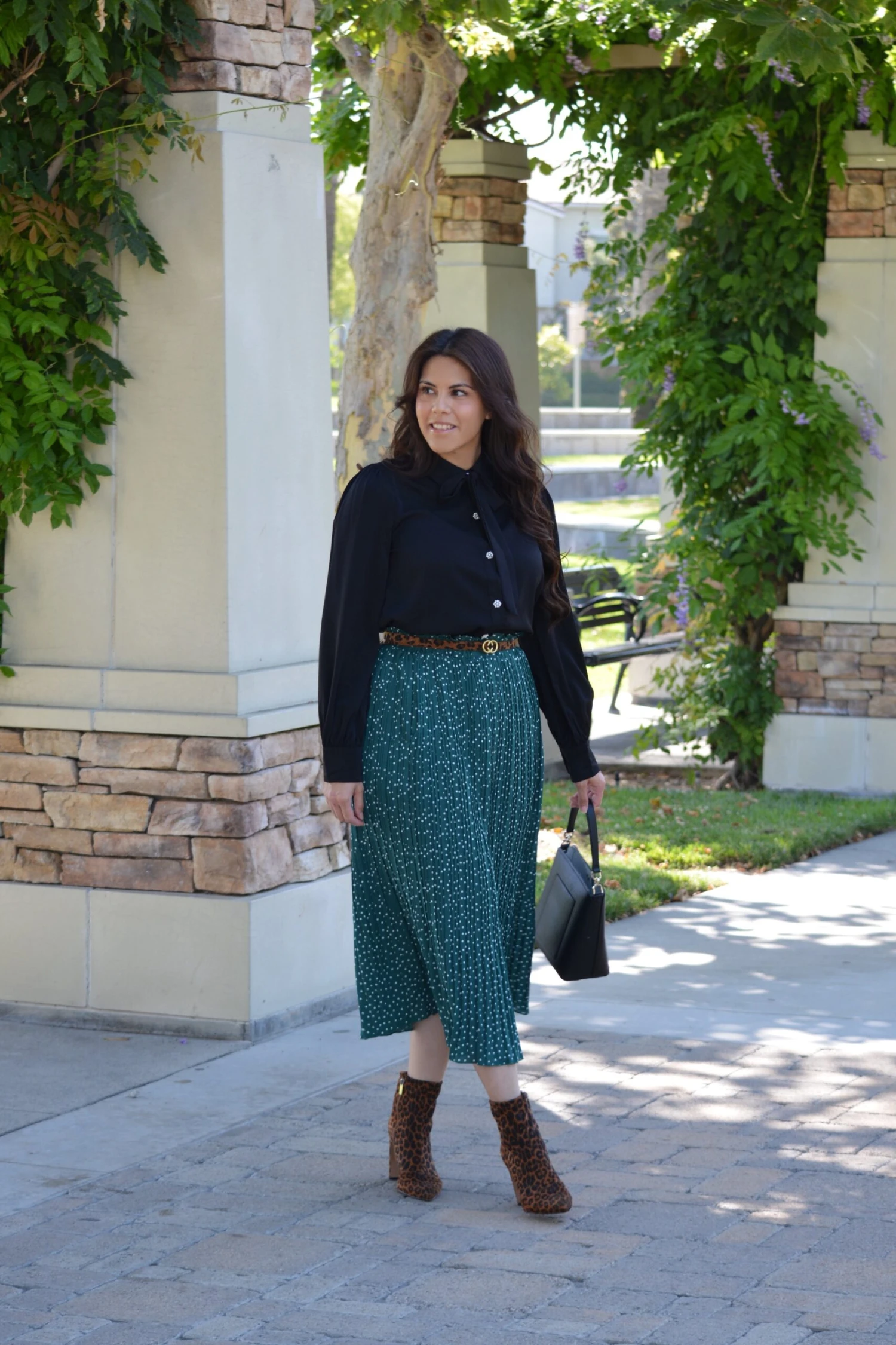 Roxanne Black Pearl Buttoned Top 7 Roxanne Black Pearl Buttoned Top - Image 5