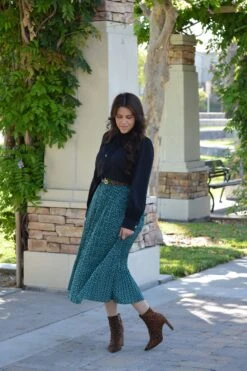 Clementine Green Dot Skirt -Women Dresses Store Facetune 28 06 2024 17 34 41