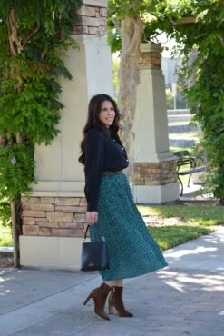 Clementine Green Dot Skirt -Women Dresses Store Facetune 28 06 2024 17 35 02