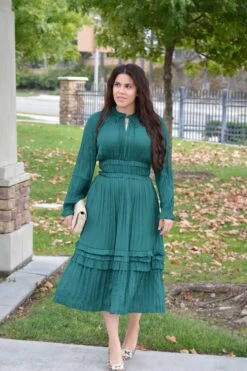 Kennedy Emerald Green Dress -Women Dresses Store Facetune 28 10 2023 14 57 58