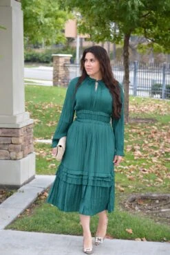 Kennedy Emerald Green Dress -Women Dresses Store Facetune 28 10 2023 14 58 21