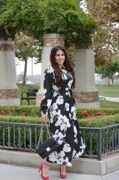 Nottingham Abstract Floral Maxi Dress -Women Dresses Store Facetune 28 10 2023 16 51 44