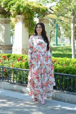 Sicily Floral Top -Women Dresses Store Facetune 29 04 2024 13 01 07 c38f15f9 bdff 4b50 8e42 8fab2474a690