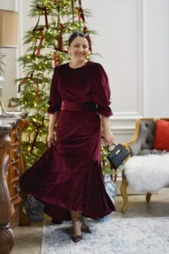 Montreal Burgundy Velvet Dress -Women Dresses Store Facetune 29 09 2024 16 05 13