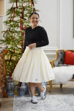 Patagonia Cream Pleated Athletic Skirt -Women Dresses Store Facetune 29 09 2024 17 16 37