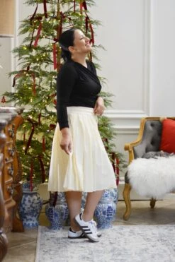 Patagonia Cream Pleated Athletic Skirt -Women Dresses Store Facetune 29 09 2024 17 17 14