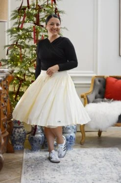 Patagonia Cream Pleated Athletic Skirt -Women Dresses Store Facetune 29 09 2024 17 17 52