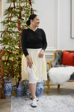 Patagonia Cream Pleated Athletic Skirt -Women Dresses Store Facetune 29 09 2024 17 19 34