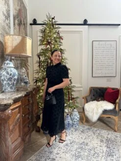 Evelyn Black Velvet Lace Dress -Women Dresses Store Facetune 29 10 2024 15 01 33