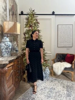 Evelyn Black Velvet Lace Dress -Women Dresses Store Facetune 29 10 2024 15 01 52