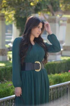 Tulla Emerald Green Midi Dress (Plus Size Available) 25 Tulla Emerald Green Midi Dress (Plus Size Available) -Women Dresses Store Facetune 31 08 2024 12 50 40
