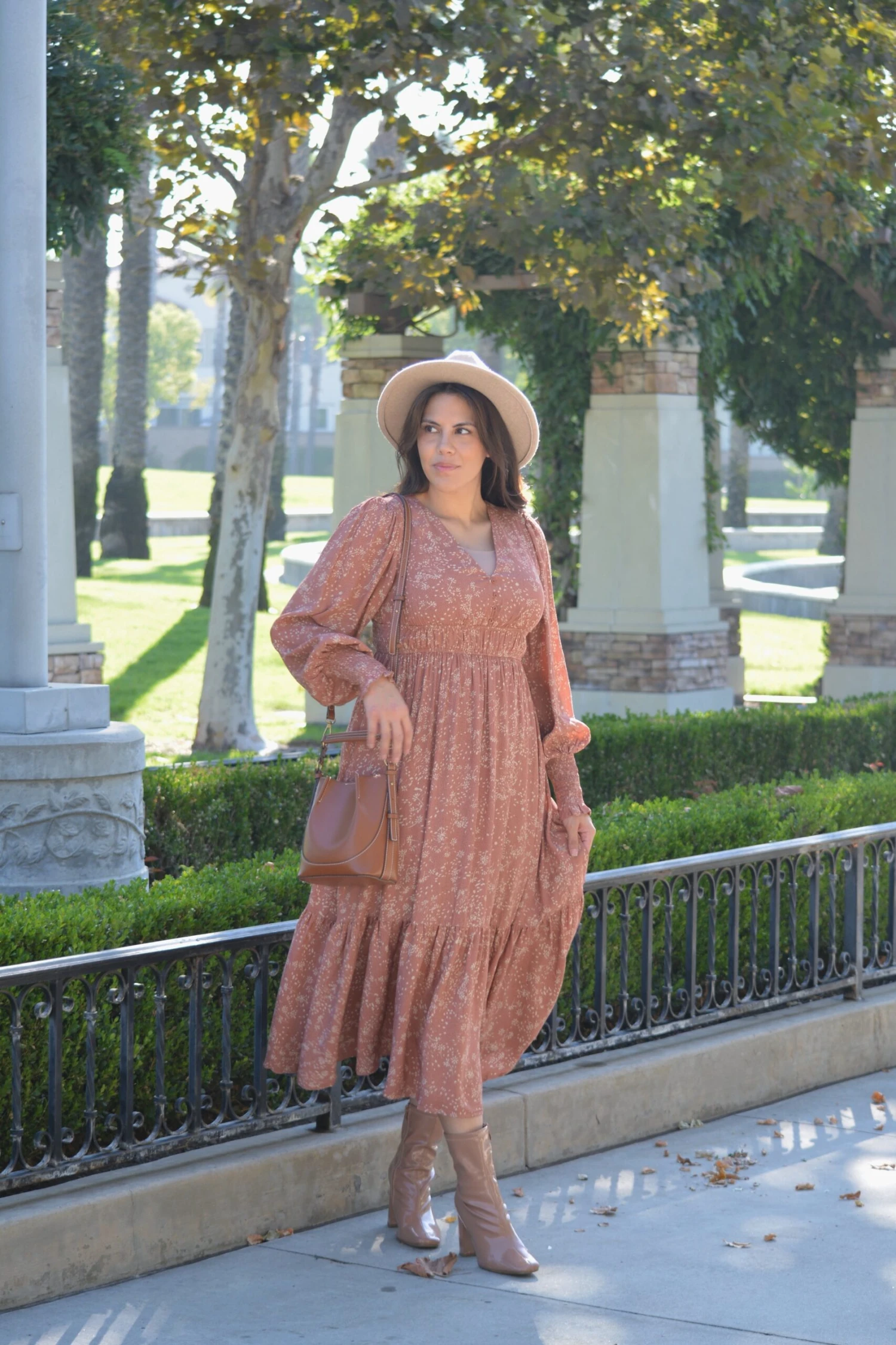 Vera Rose Floral Midi Dress 9 Vera Rose Floral Midi Dress - Image 7