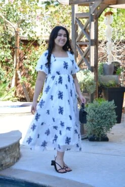 Pauline Embroidered White Floral Dress -Women Dresses Store Snapseed 8d9723ff e33e 480f 990c 5212efad100d