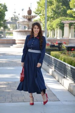 Evelyn Navy Maxi Dress -Women Dresses Store image fd4784da 3402 4682 a813 95e2f2771b91